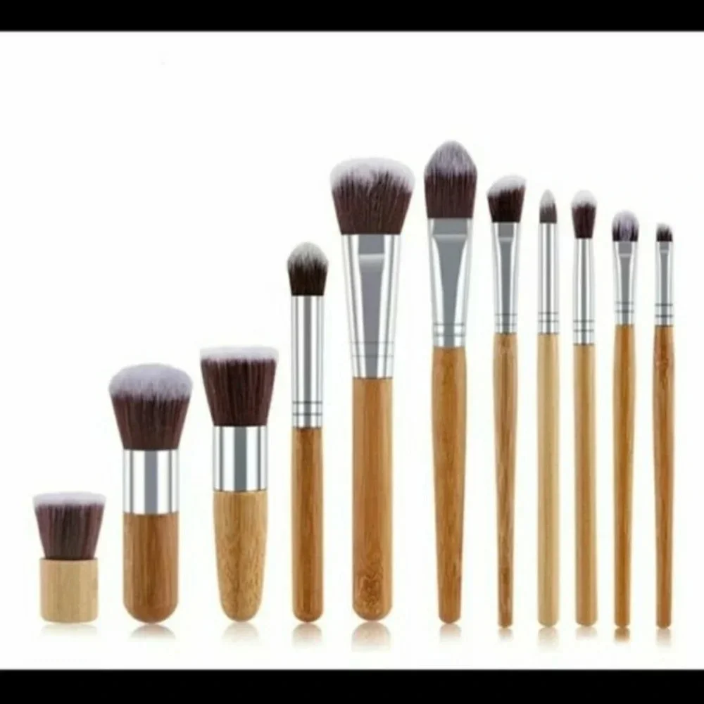Bamboo Pro Makeup Brush Set with Bag & Free Gift